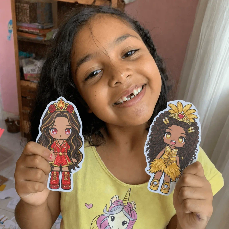 Mãe e filha brincando 4